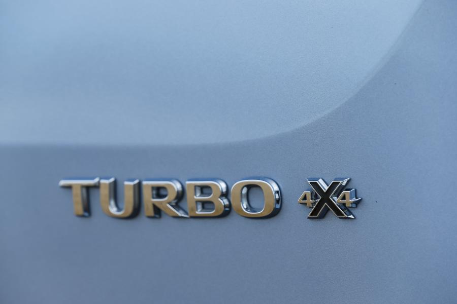  Vauxhall Mokka 2012 года  (фото 62 из 365)